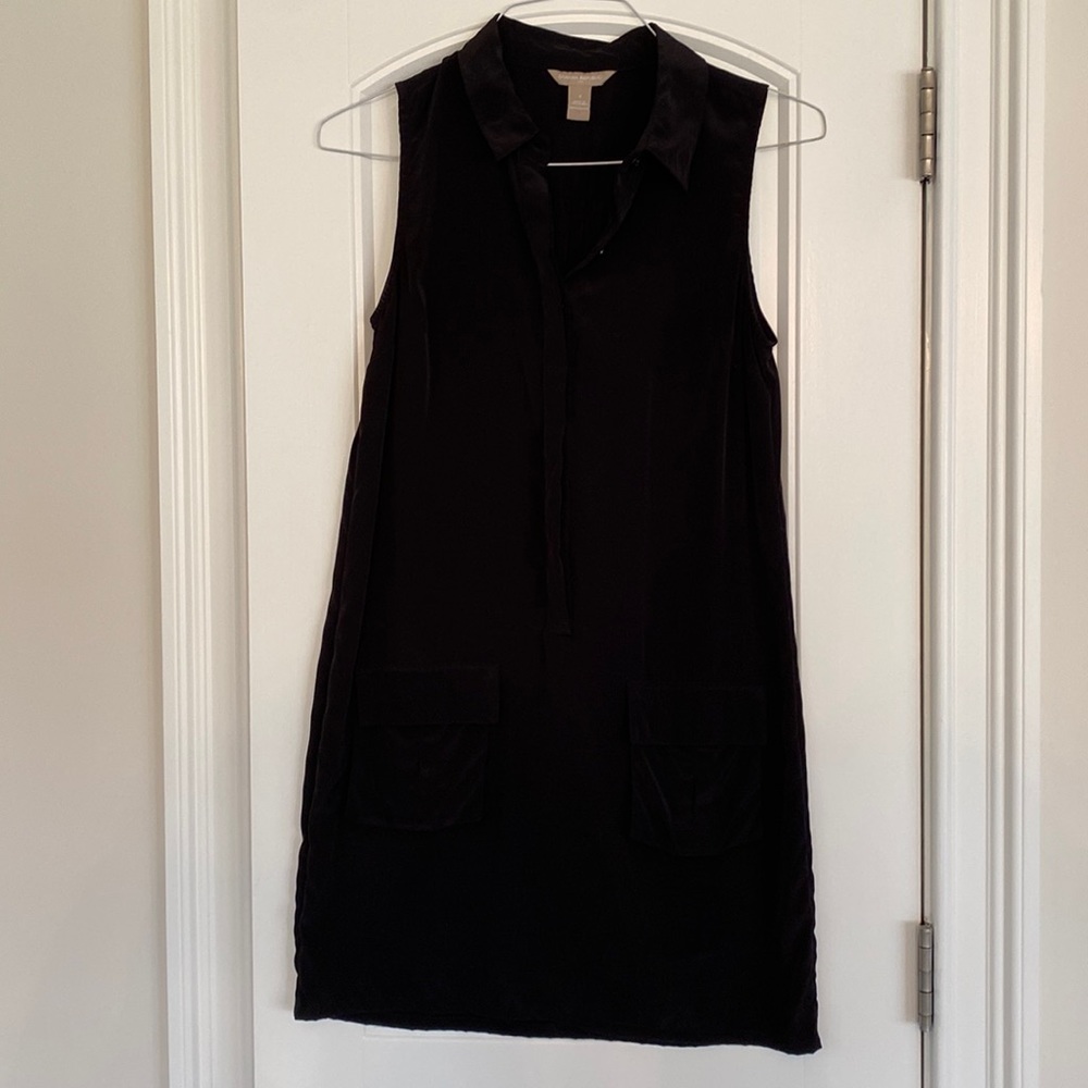 Banana Republic Black polyester light weight sleeveless dress